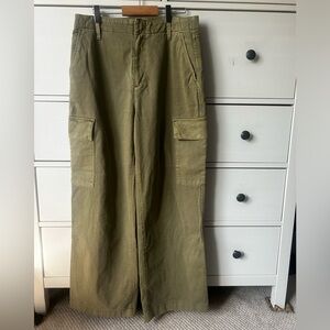 Gap Relaxed Fit Cargo Pants